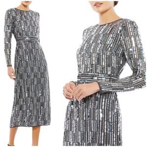 Mac Duggal NWT Gray Embellished High Neck Long Sleeve Fitted Dress Size 4 Silver
